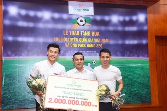 TUYỂN VIỆT NAM NHẬN THƯỞNG 2,5 TỶ ĐỒNG TỪ HUNG THINH CORP TRƯỚC THỀM VÒNG LOẠI U23 CHÂU Á